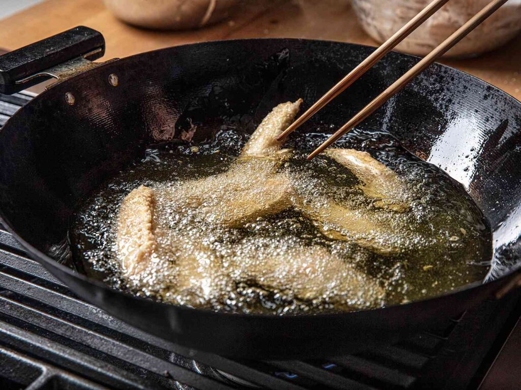 frying fundamentals everything you need to know about pan frying deep frying and more