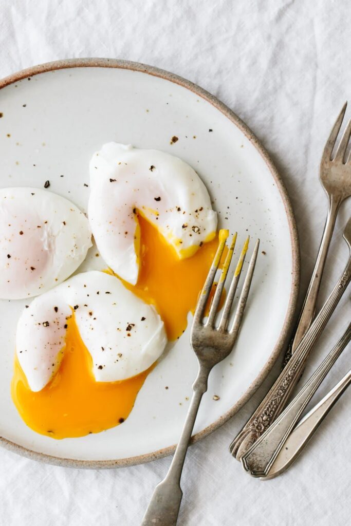 the secret to perfectly poached eggs a step by step guide to mastering the technique