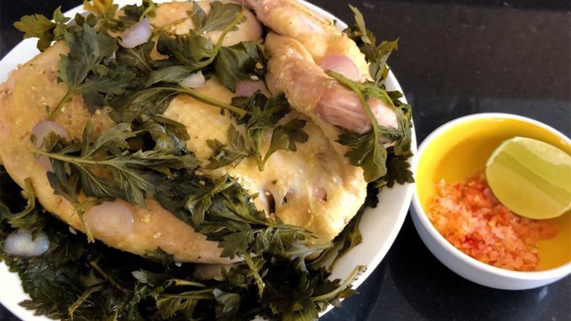 steamed chicken with mugwort