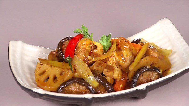 Braised chicken with vegetables