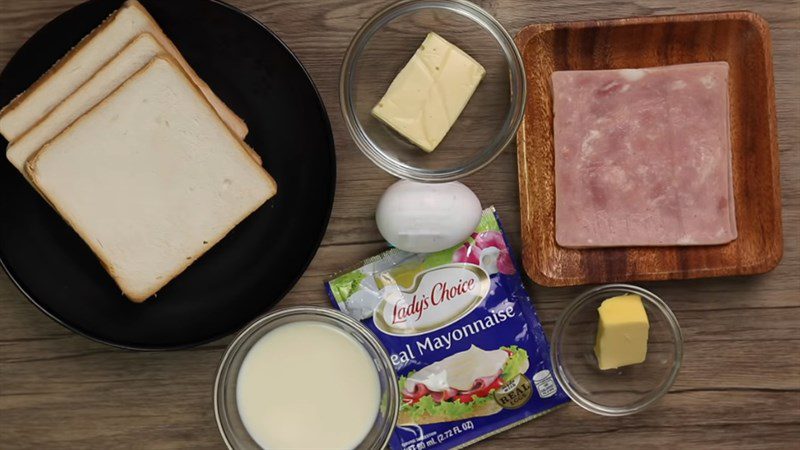 Ingredients for monte cristo sandwich