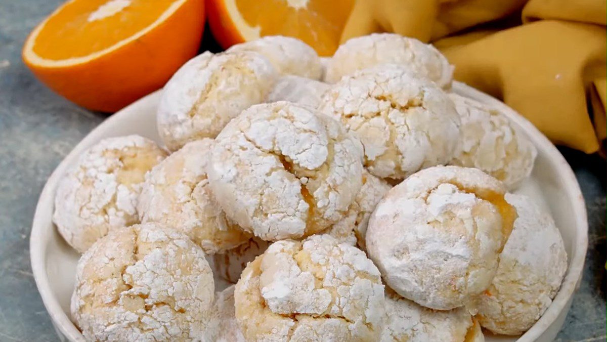 Orange cookies with orange jam filling