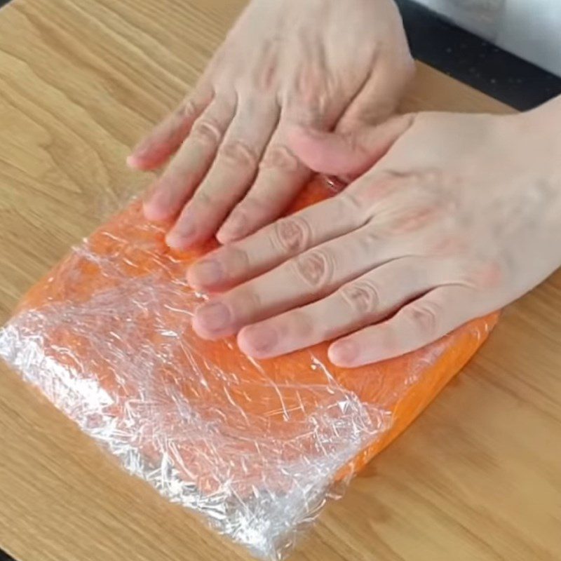 Step 4 Roll and cut the dough for the orange cheese tart