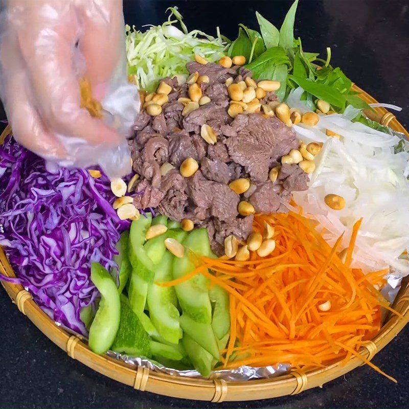 Step 5 Completion Colorful beef salad