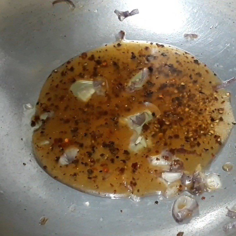 Step 3 Braised fish with turmeric