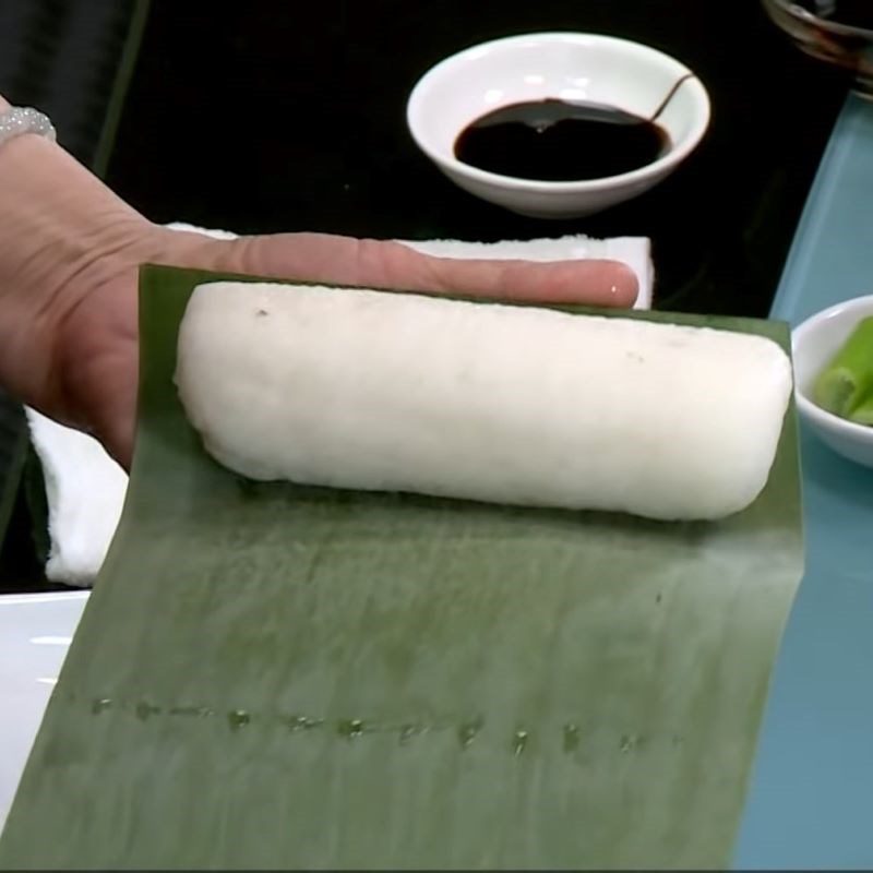 Step 1 Make rice balls for Vegetarian Coconut Floss