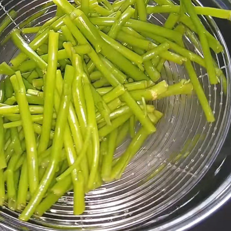 Step 3 Boil vegetables for Lotus Root Kimchi