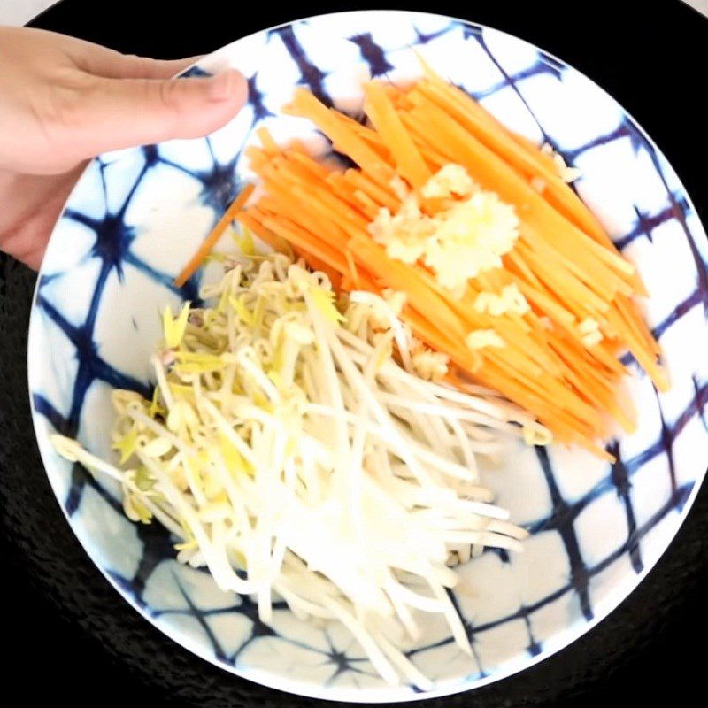 Step 2 Prepare other ingredients Hong Kong style fried noodles