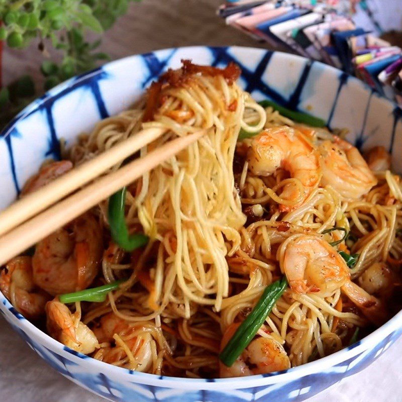 Step 5 Final product Hong Kong style shrimp noodles