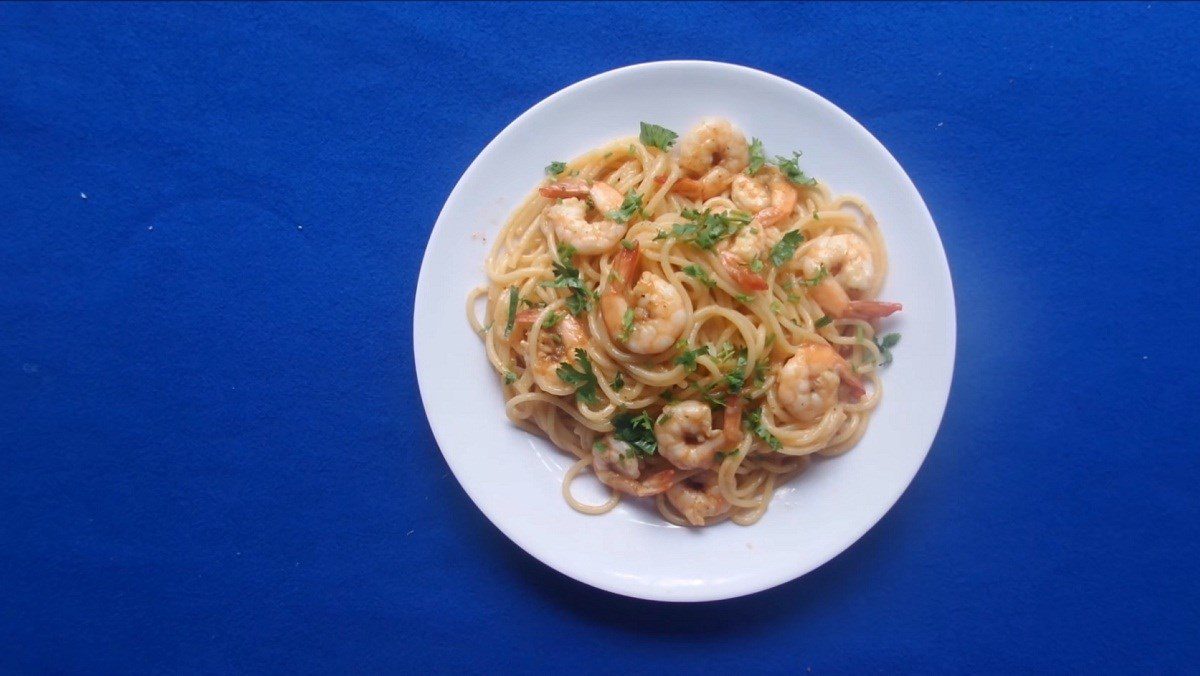 Thai-style Fried Noodles with Shrimp