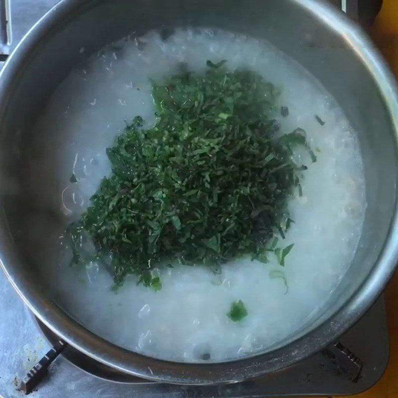 Step 3 Cook porridge Salmon porridge with amaranth