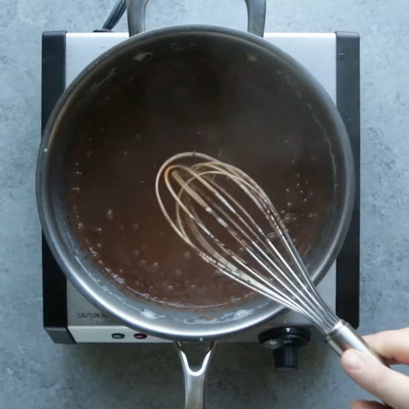 Step 1 Cook the milk chocolate mixture Burnt Cream - dark chocolate creme brulee