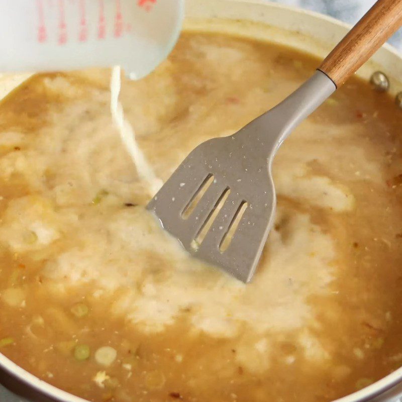 Step 4 Cooking the cream sauce for vegetarian miso ramen