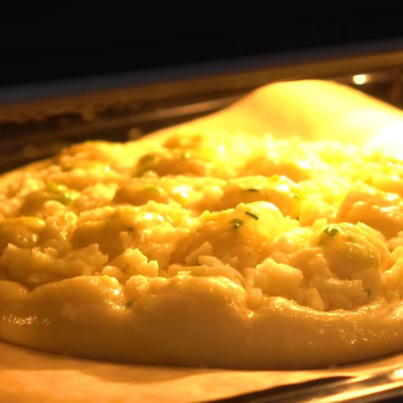 Step 5 Bake the bread Garlic bread with cheese