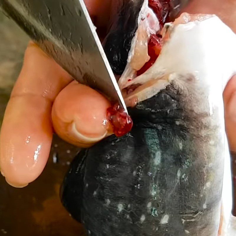 Step 2 Prepare catfish for Stir-fried Catfish