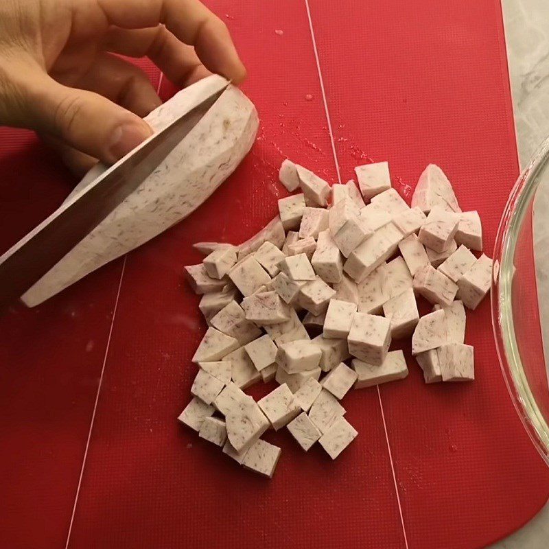 Step 1 Prepare the ingredients for the cassava cake with taro filling