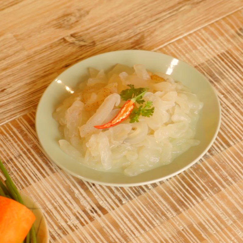 Step 2 Prepare the jellyfish for Stir-fried Jellyfish with Celery and Beef