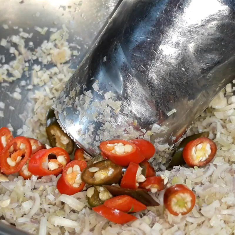 Step 2 Prepare other ingredients Fried stingray with lemongrass and chili