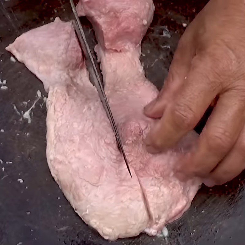 Step 1 Prepare pig's intestine Boiled pig's intestine with shrimp paste