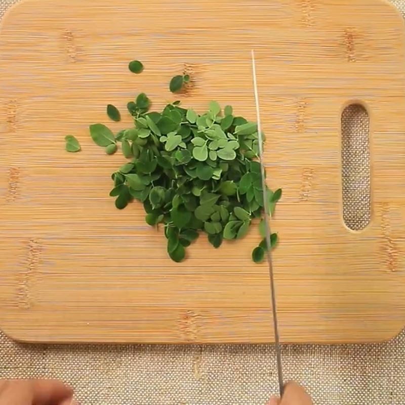 Step 1 Prepare the ingredients Moringa Tofu Cake