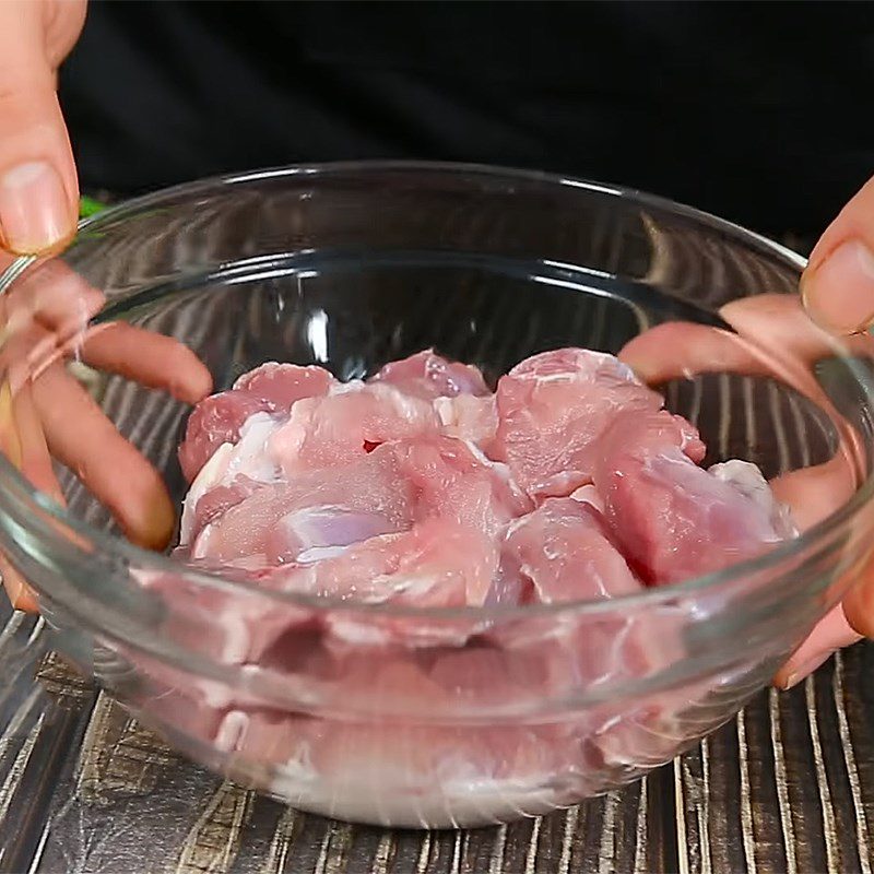 Step 1 Prepare the Ingredients for Pork Knuckle and Lotus Root Soup