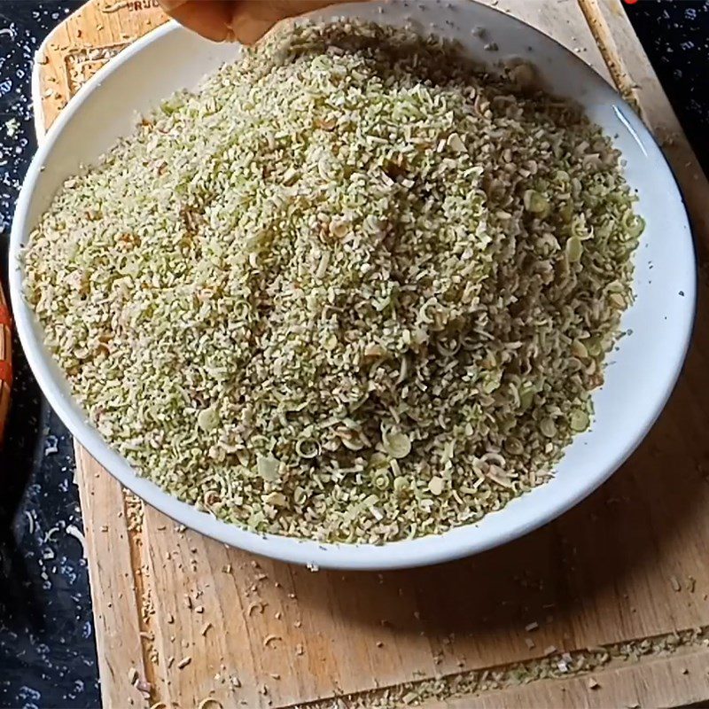 Step 1 Prepare lemongrass for Fish Sauce