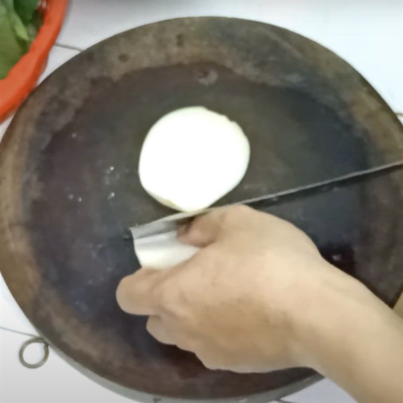 Step 2 Preparation of vegetables Stir-fried Deer Meat with Betel Leaves