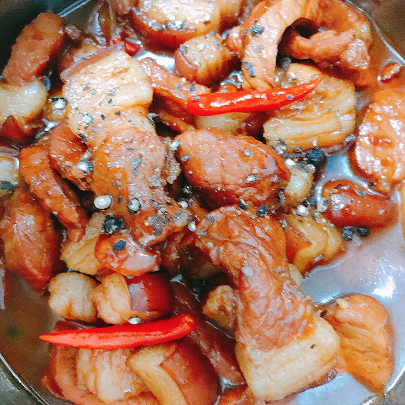 Step 2 Braised meat Braised pork belly with pepper