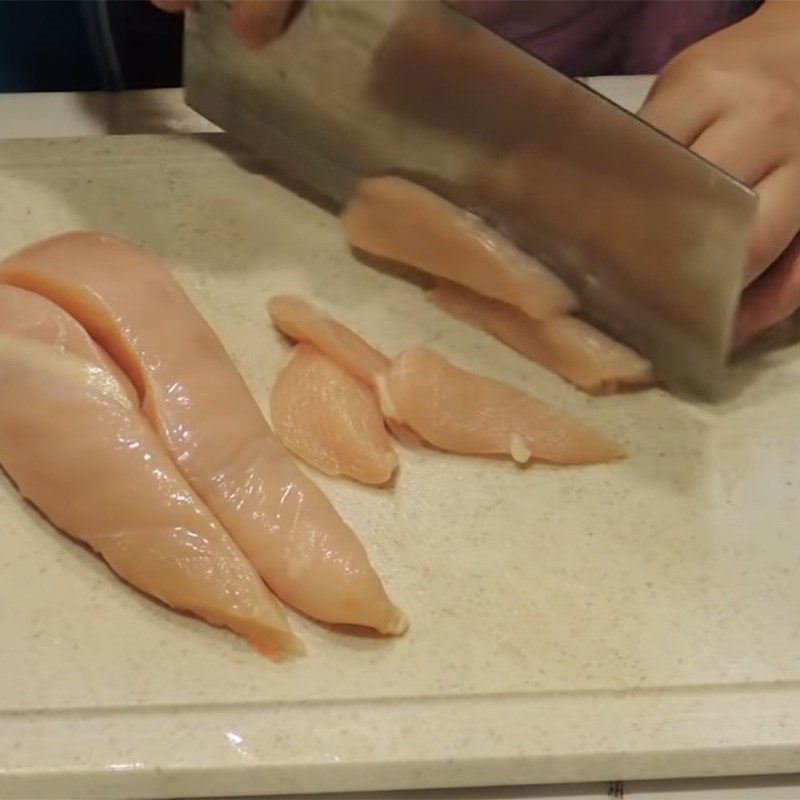 Step 1 Prepare the chicken breast Stir-fried Chicken Breast with Celery and Cashew Nuts