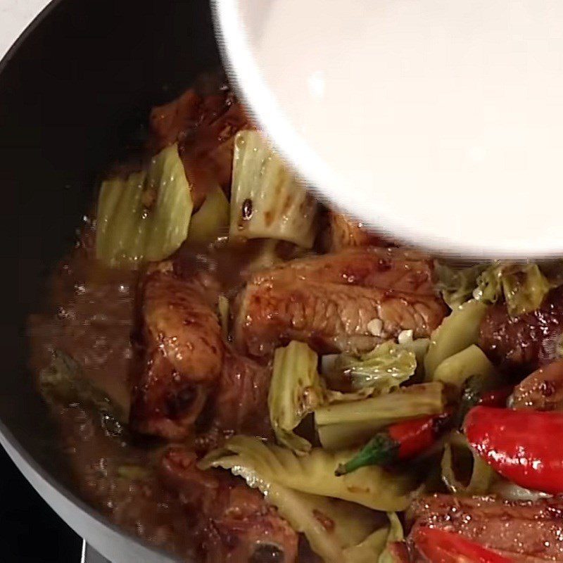 Step 3 Cooking dish Braised Ribs with Pickled Cabbage