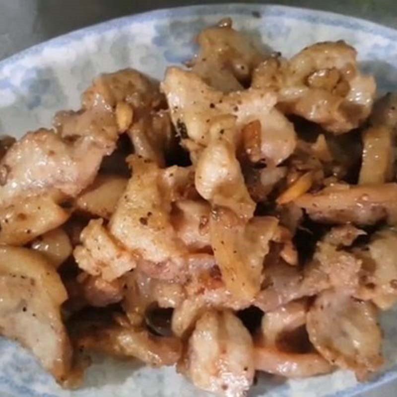 Step 4 Final Product Stir-fried Pork Intestines with Garlic