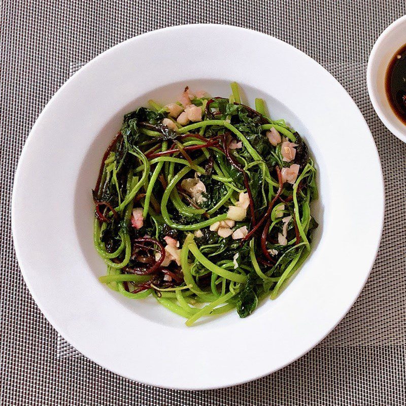 Step 5 Finished product Thai-style shrimp noodles