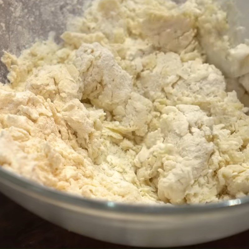 Step 1 Mixing the dough for garlic butter bread with cheese