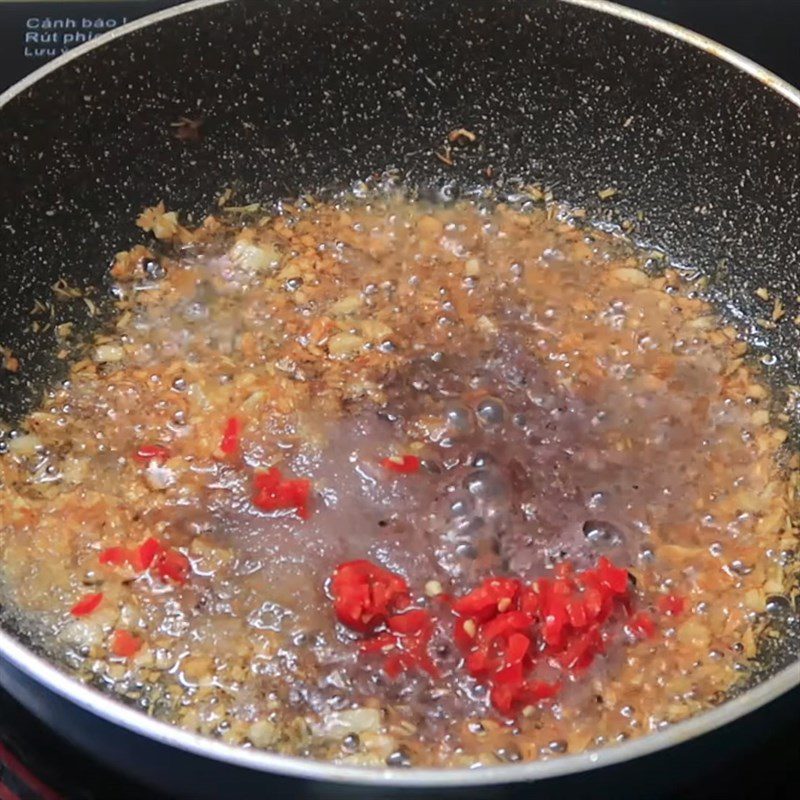 Step 2 Marinating the meat Meat stewed with shrimp paste