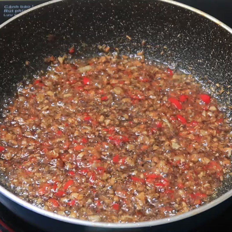 Step 2 Marinating the meat Meat stewed with shrimp paste