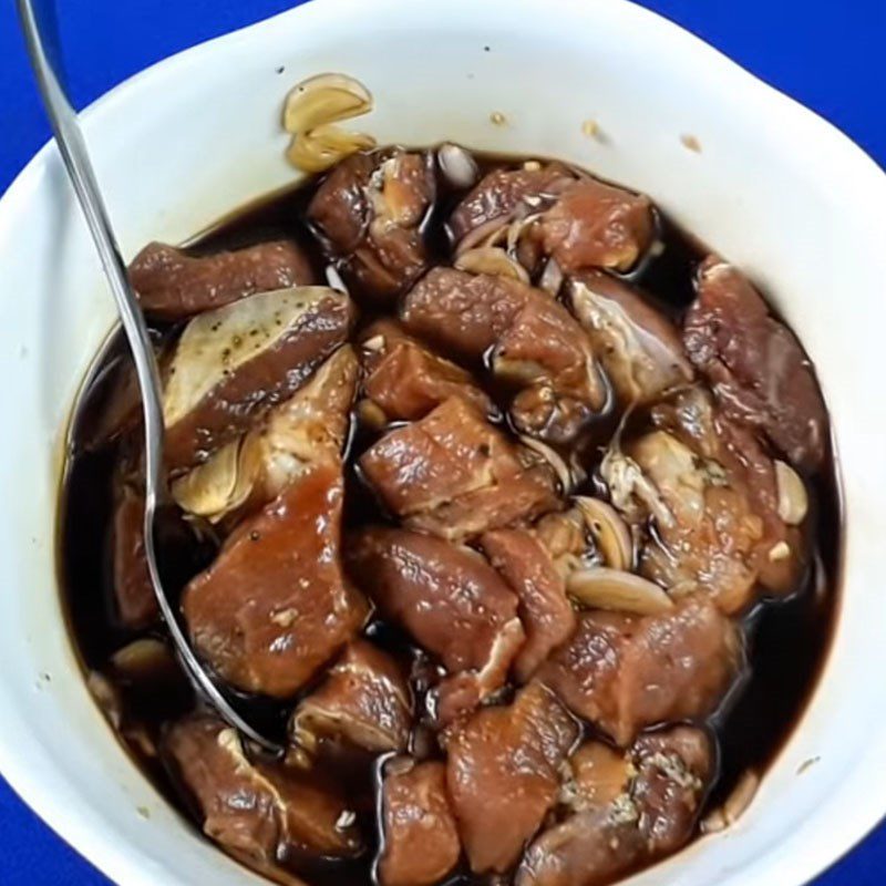 Step 2 Marinate Meat Lean Pork Braised with Pepper