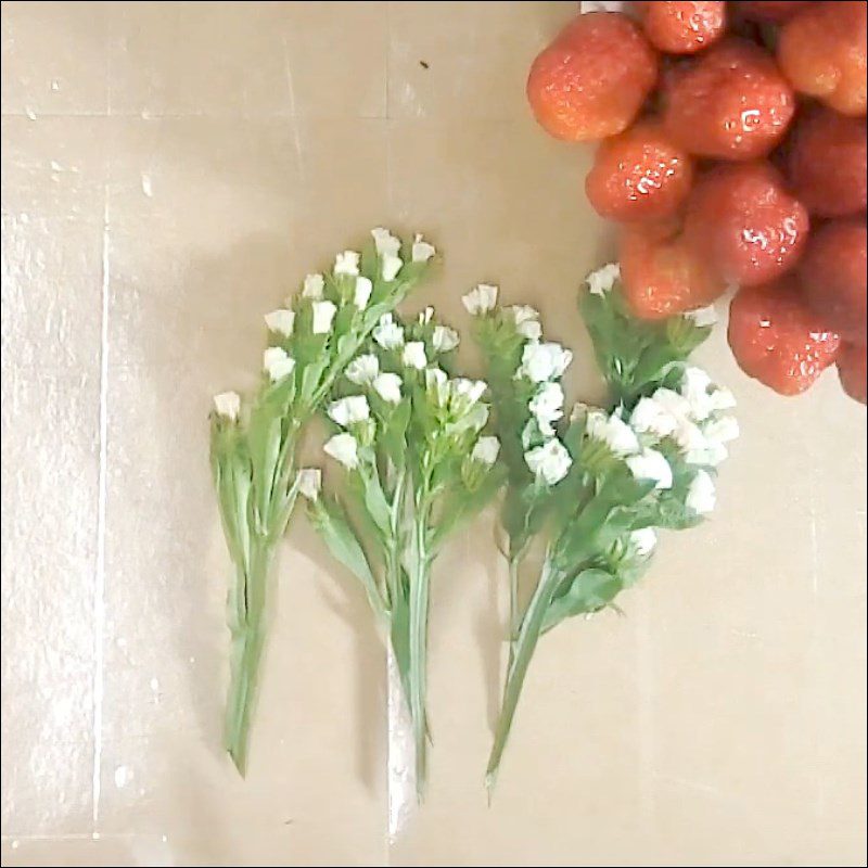 Step 3 Additional Decoration Arranging the strawberry flower basket