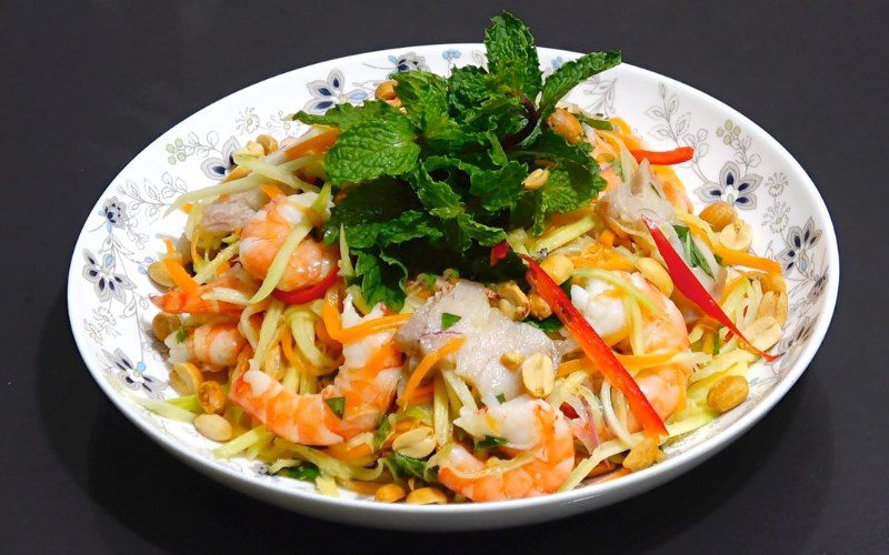 Mango salad with shrimp and pork