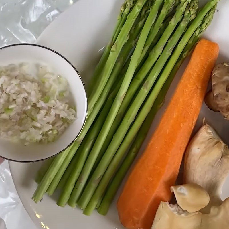 Step 1 Prepare the abalone for Abalone Stir-fried with Shiitake Mushrooms