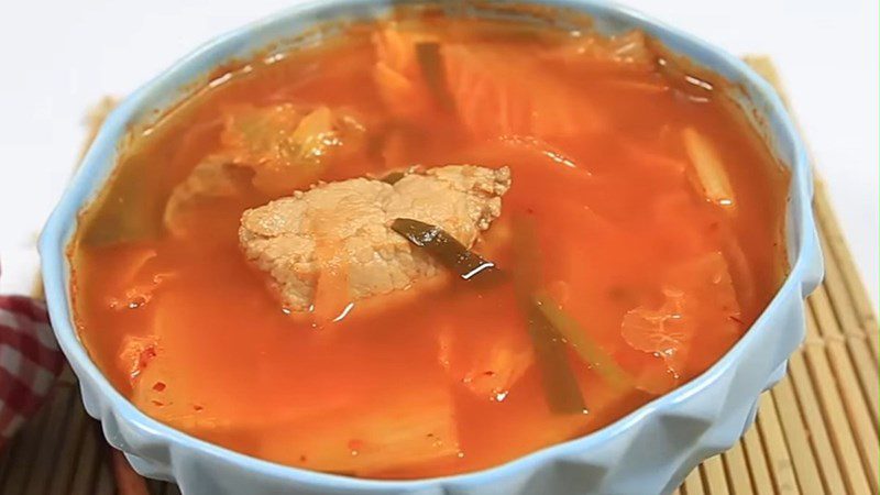 Kimchi rib soup