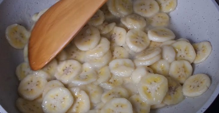 Step 1 Make the banana mixture Baked Banana Cake with Sandwich Bread