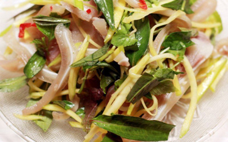 Pig ear mango salad 