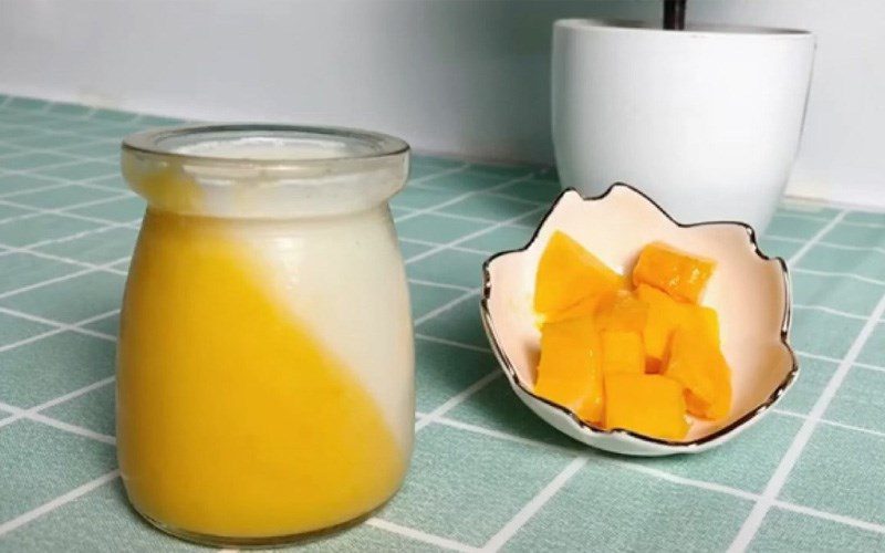 Mango pudding cake