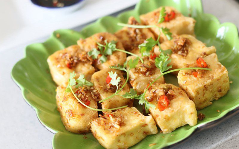 Fried lemongrass tofu