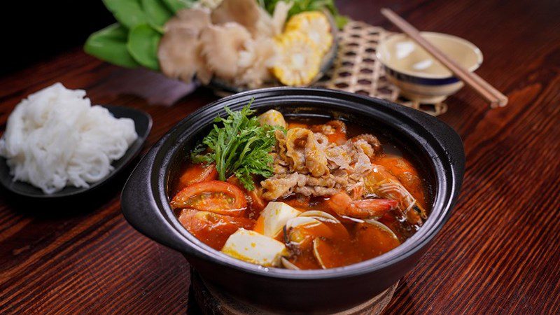 Spicy and Sour Thai Hotpot