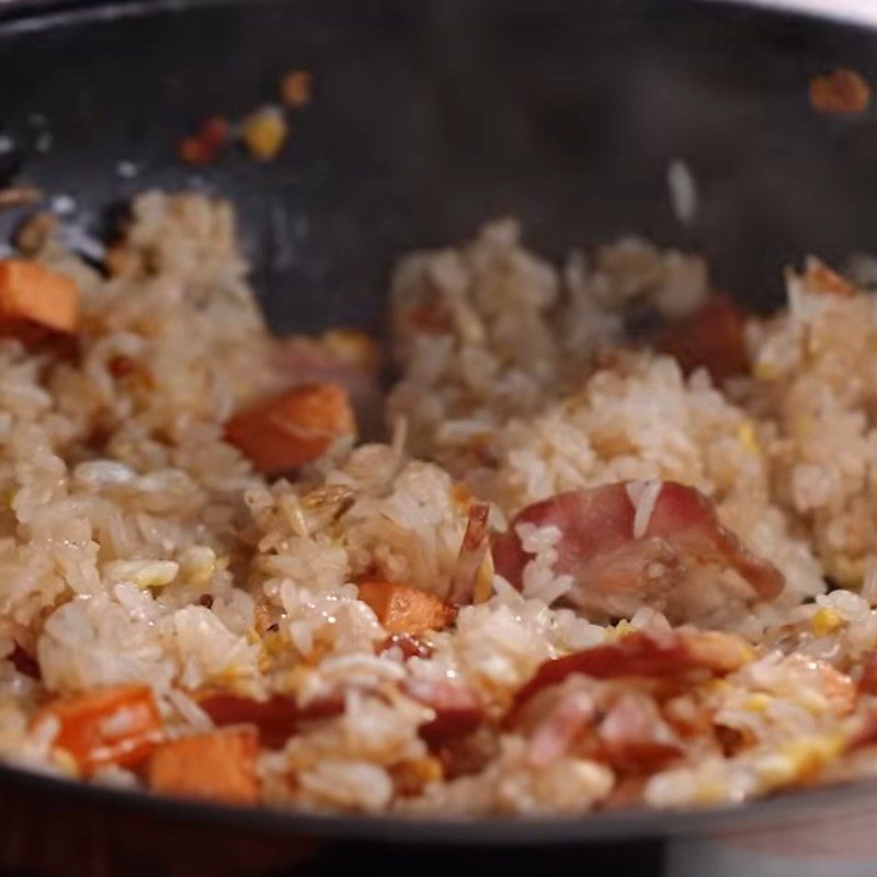 Step 2 Frying rice Fried lychee rice