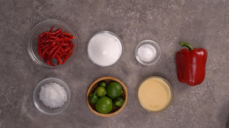 Ingredients for green chili salt and red chili salt