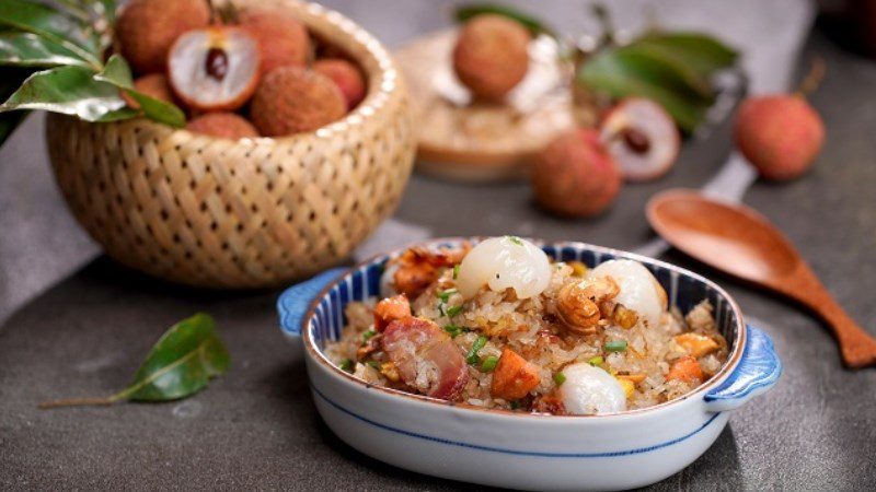 Fried lychee rice