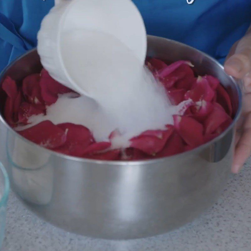 Step 2 Sugar Marinating Fresh Rose Petal Jam