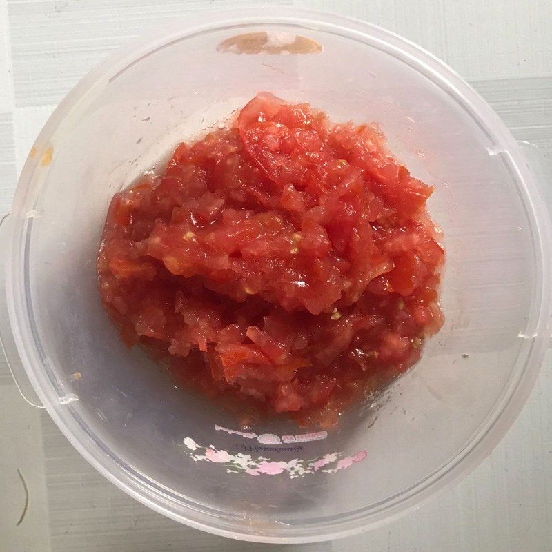 Step 1 Prepare the ingredients for Fish Cake with Tomato Sauce